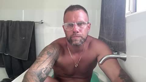 nudemoto online show from February 17, 7:16 am