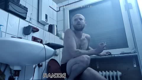 Snapshot of nudemox chatting on December 29, 6:05 pm nudemox online show from December 29, 6:05 pm