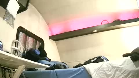 Snapshot of nudusmaximus chatting on February 10, 12:08 am nudusmaximus online show from February 10, 12:08 am