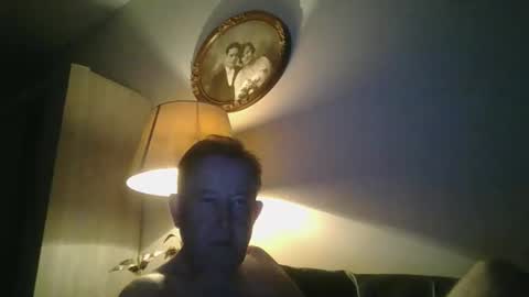 Snapshot of numinous56 chatting on November 7, 9:59 pm numinous56 online show from November 7, 9:59 pm