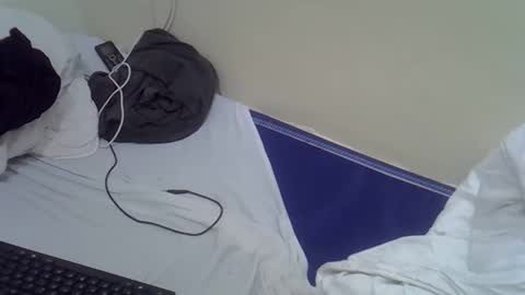 Snapshot of nunu_40 chatting on February 5, 10:53 am nunu_40 online show from February 5, 10:53 am