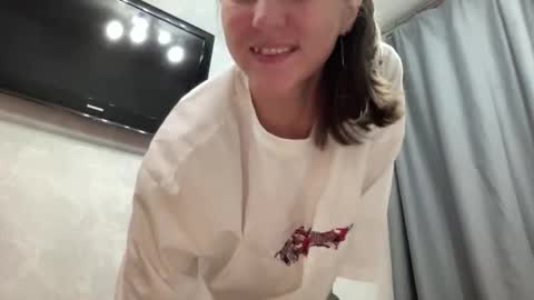 Ema online show from September 9, 4:06 pm