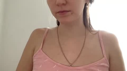 Ema online show from November 22, 6:12 am