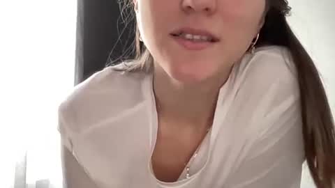 Ema online show from December 20, 7:15 am