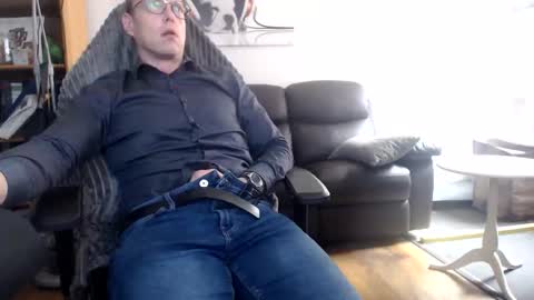 Snapshot of nursefan chatting on October 17, 11:24 am nursefan online show from October 17, 11:24 am