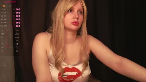 WEELCOMEEEEEEEEEE online show from May 25, 9:21 pm