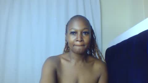 Snapshot of nutgal_ chatting on March 30, 8:26 am nutgal online show from March 30, 8:26 am