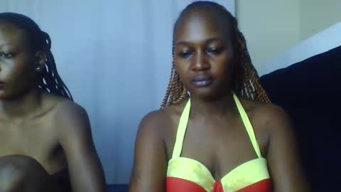 Snapshot of nutgal_ chatting on April 3, 11:36 pm nutgal online show from April 3, 11:36 pm