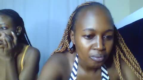 Snapshot of nutgal_ chatting on April 13, 12:05 am nutgal online show from April 13, 12:05 am