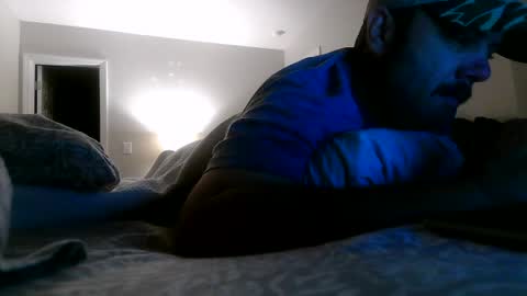 nuttincowboy727272 online show from February 1, 1:48 am