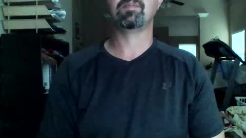 Snapshot of nvrenuff1979 chatting on May 6, 11:32 pm nvrenuff1979 online show from May 6, 11:32 pm