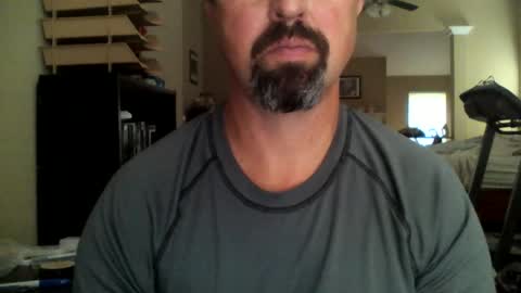 nvrenuff1979 online show from June 16, 12:41 pm