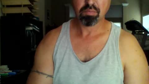 nvrenuff1979 online show from August 3, 11:48 am