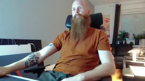 nxrthman online show from October 25, 5:19 pm