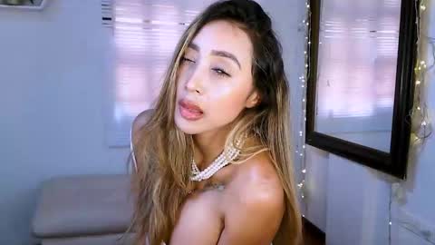 Snapshot of nycole_1988 chatting on September 11, 3:56 pm Nycole online show from September 11, 3:56 pm