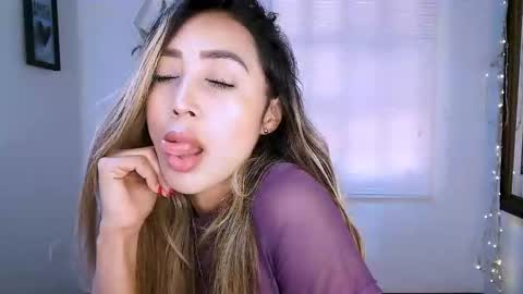 Snapshot of nycole_1988 chatting on September 18, 3:03 pm Nycole online show from September 18, 3:03 pm