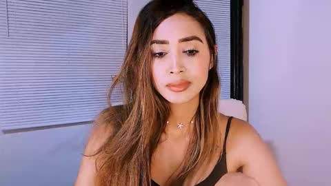 Snapshot of nycole_1988 chatting on January 16, 2:26 am Nycole online show from January 16, 2:26 am