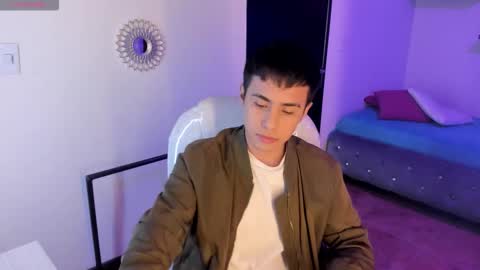 nyko_ds online show from December 1, 3:44 am