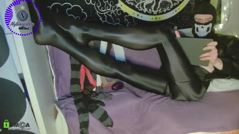 Nyl0nnickb0y online show from March 7, 10:32 pm