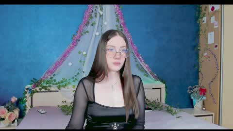 Kat online show from January 2, 5:50 pm