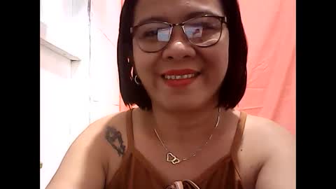 Snapshot of nymphoangel2022 chatting on March 5, 5:18 am I am your angel online show from March 5, 5:18 am