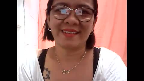 Snapshot of nymphoangel2022 chatting on March 8, 8:44 am I am your angel online show from March 8, 8:44 am