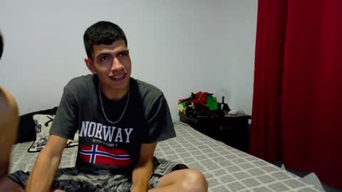 David and Steven Independents online show from December 8, 11:19 pm