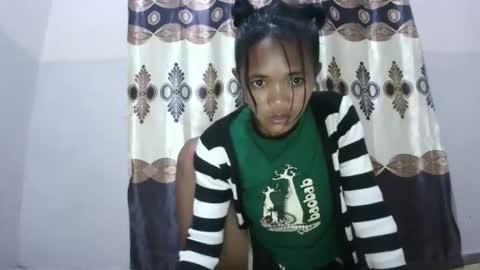 Snapshot of nympholinha chatting on March 2, 7:23 pm nympholinha online show from March 2, 7:23 pm