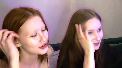 nyra_thira online show from April 4, 6:38 pm