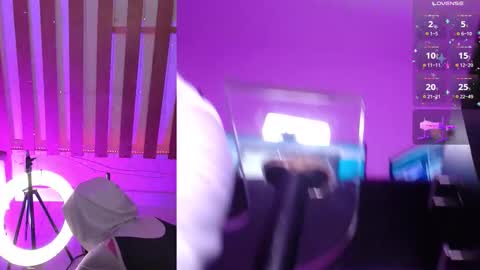 Nyvet online show from October 1, 2:12 pm