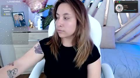 Snapshot of nyx_andria chatting on September 23, 9:29 pm Alex . online show from September 23, 9:29 pm