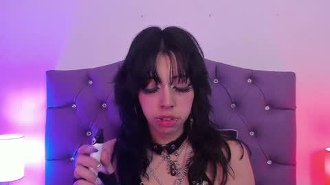   online show from January 17, 6:44 pm