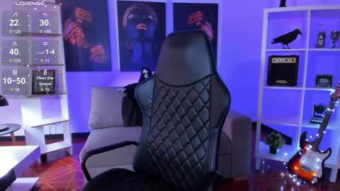Nyx online show from April 18, 1:26 pm
