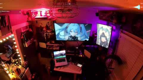 Snapshot of nyxraven chatting on February 16, 2:42 am NyxRaven online show from February 16, 2:42 am