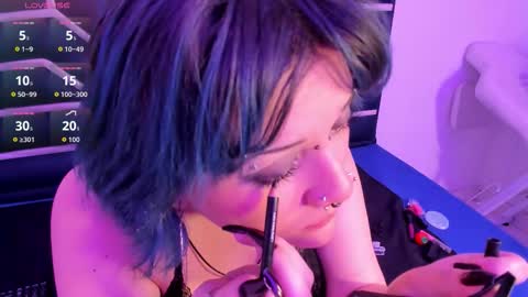 Nyx  online show from January 14, 6:35 pm