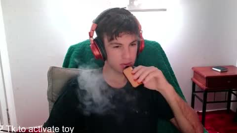 Snapshot of nzcitizen chatting on January 19, 10:52 am NZ Citizen online show from January 19, 10:52 am