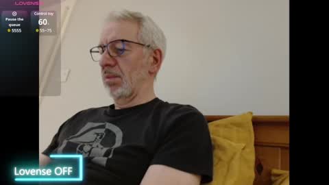 Snapshot of obliox175 chatting on January 18, 11:33 pm Obliox online show from January 18, 11:33 pm