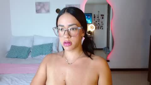 obsidian_love1 online show from June 22, 10:07 pm