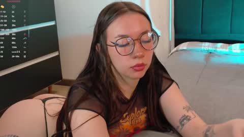 Snapshot of ocean_your_squirter chatting on October 8, 10:35 am Your Ocean baby 3 online show from October 8, 10:35 am