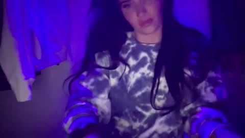 Snapshot of oceanxalara22_xo chatting on November 6, 3:29 am A L A R A online show from November 6, 3:29 am