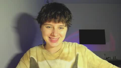 Evie online show from January 9, 4:10 pm