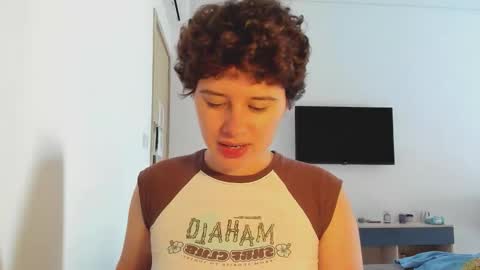 Evie online show from January 19, 4:05 am