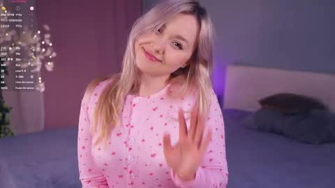 Alice online show from March 23, 5:06 pm