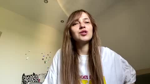 Mila online show from July 28, 6:20 am