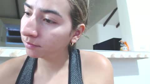 Val online show from January 10, 11:08 pm