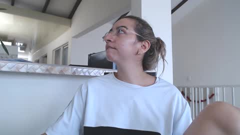 Val online show from January 22, 5:49 pm