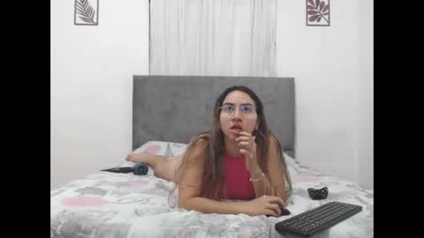 Val online show from September 24, 7:50 pm