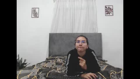 Val online show from October 4, 1:36 am