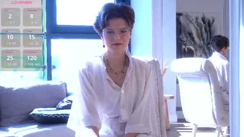 Snapshot of odettechurchwell chatting on June 12, 4:11 am Eli online show from June 12, 4:11 am