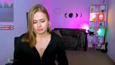Snapshot of odri_sweet chatting on October 10, 10:42 pm odri_sweet online show from October 10, 10:42 pm